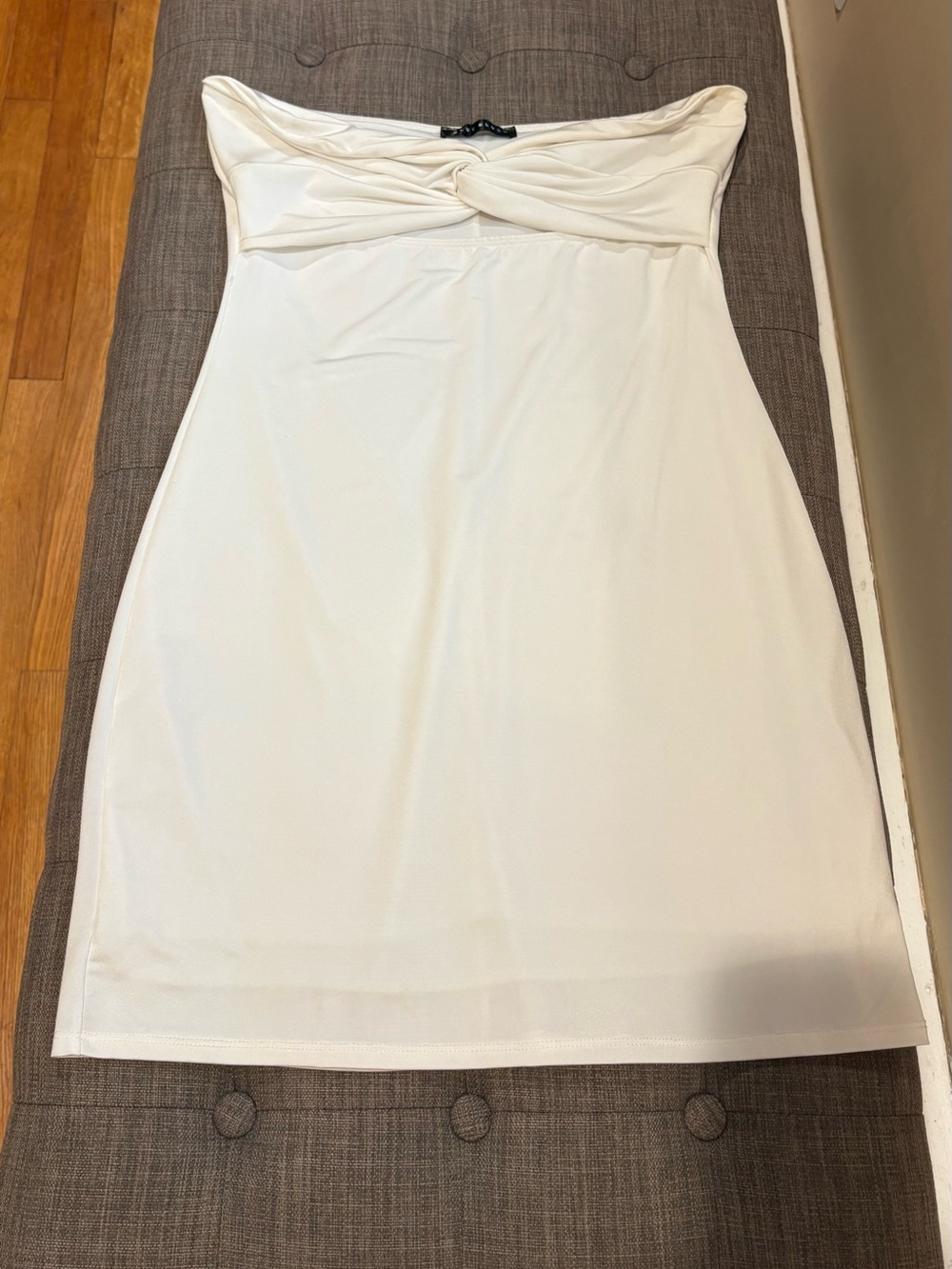 Blue Blush Short Strapless Satin Bodycon Mini Dress White Size Large